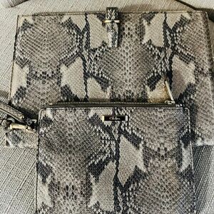 COLE HAAN MATCHING WRISTLET & TABLET CASE